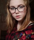 Rencontre Femme : Оля, 19 ans à Russie  Москва 